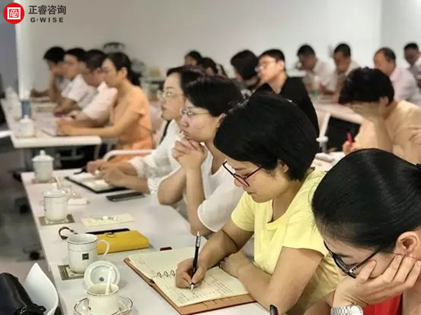 正睿商學(xué)院《贏在中層》公開(kāi)課在廣州圓滿舉辦！