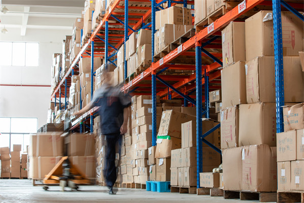 如何讓員工參與部門的規(guī)劃與決策？