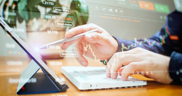 企業(yè)應(yīng)該如何調(diào)整和優(yōu)化年度經(jīng)營計(jì)劃？