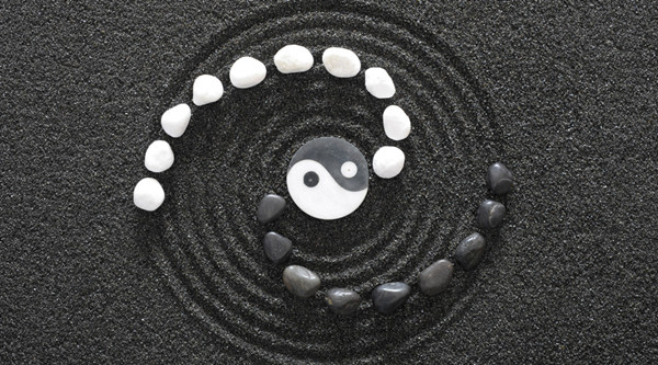 重慶傳統(tǒng)行業(yè)塌方，罪魁禍?zhǔn)拙故欠績r？