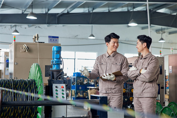 制造業(yè)管理新策略，引領(lǐng)企業(yè)高效運營，提升競爭力