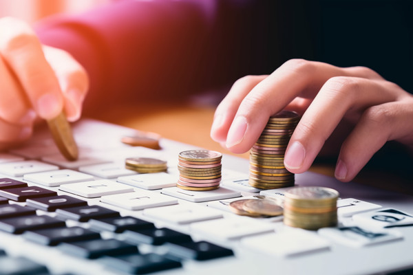 揭秘薪酬透明：如何打造信任基石，凝聚員工力量