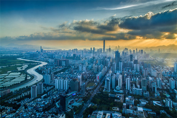 精準把握市場脈搏，制定經營計劃，引領企業(yè)搶占先機