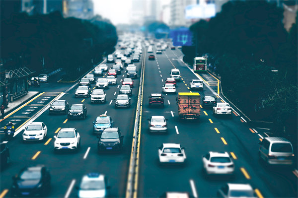 長(zhǎng)城汽車董事長(zhǎng)：未來(lái)還得有車廠倒閉，如何戰(zhàn)略調(diào)整？