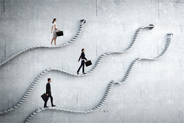 如何平衡員工個人績效與企業(yè)整體目標，實現(xiàn)雙贏？