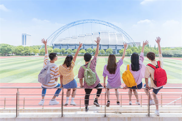校園招聘嚴(yán)禁限定985和211高校，對制造業(yè)有哪些啟示？