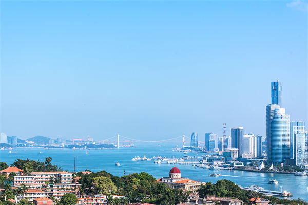 廈門營(yíng)銷咨詢公司如何為企業(yè)定制精準(zhǔn)營(yíng)銷策略？