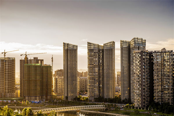 北上廣深樓市集體回暖，對(duì)制造型企業(yè)有何啟示？
