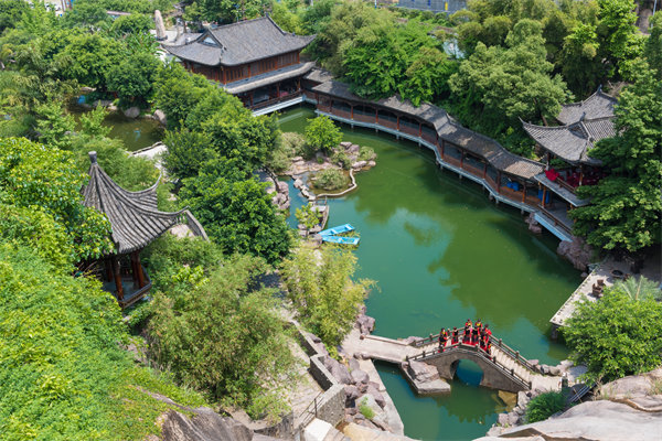 溫州戰(zhàn)略咨詢公司可以提供哪些有效的商業(yè)模式創(chuàng)新方案？