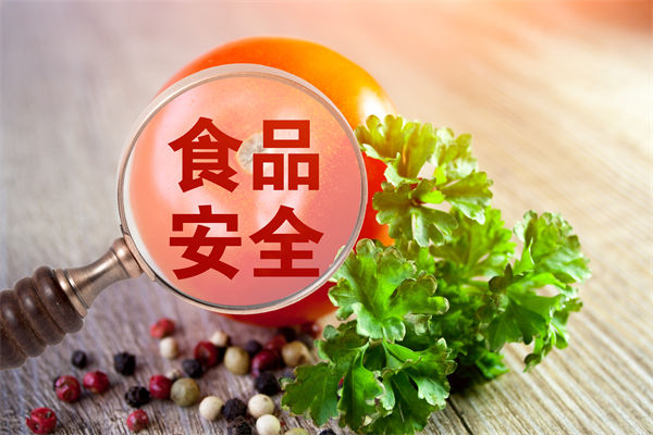老板直播吃自家黃燜雞：想證明清白，品牌營(yíng)銷(xiāo)怎么看？