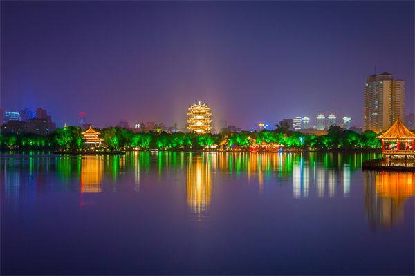 營銷轉(zhuǎn)化率低迷？濟南營銷咨詢公司如何精準(zhǔn)打通獲客變現(xiàn)鏈路？