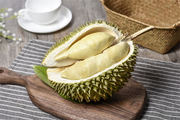 榴蓮價(jià)格暴跌50%，有人買了50箱，預(yù)算管理怎么看？