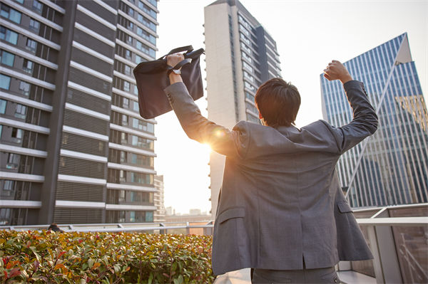 企業(yè)文化分析：為什么越來(lái)越多年輕人愛(ài)上丑娃娃？