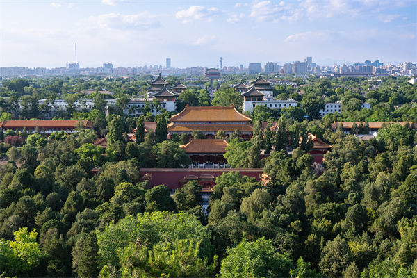 多家公司通知帶薪放假看閱兵，績效管理有何啟示？