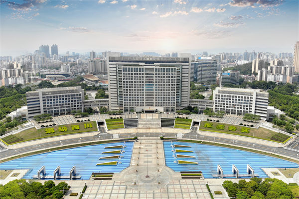 年度計劃寫得漂亮卻落不了地，東莞年度經(jīng)營計劃咨詢公司能抓實嗎？